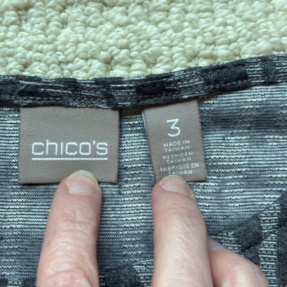 Chico’s Women’s Gray Zebra Patterned Long Sleeve Top Size 3 - Picture 5 of 10